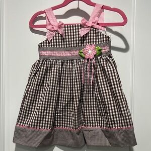 Beautiful pink and brown checkered summer dress size 24 months!